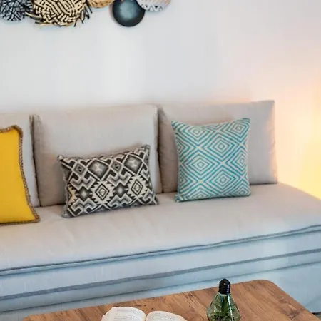Santorossa Luxury Emporio (Santorini)